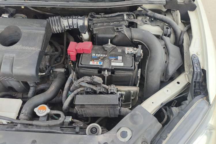 Used Nissan Tiida 2016 1.6L CVT Cool Dynamic Edition Engine Bay Left