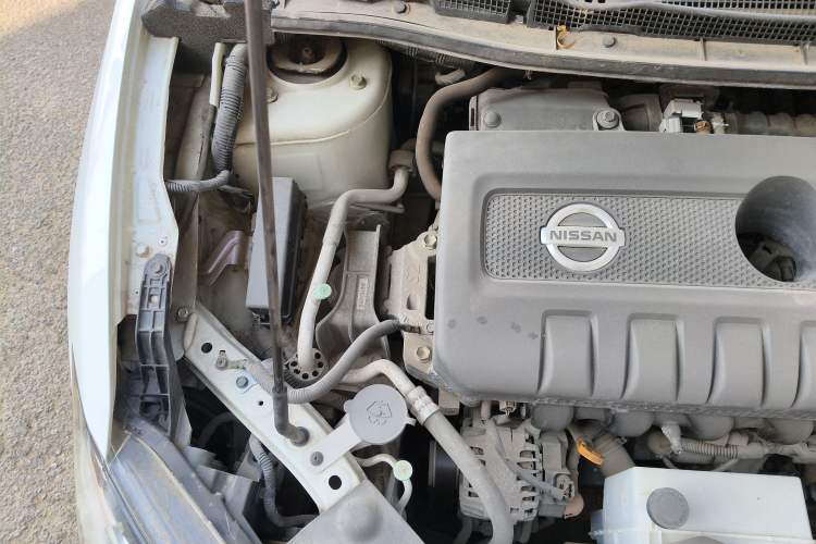 Used Nissan Tiida 2016 1.6L CVT Smart Drive Edition Engine Bay Right