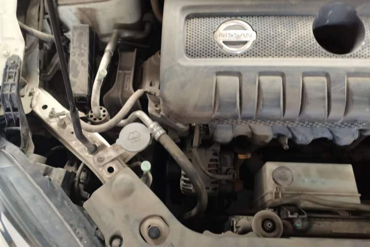 Used Nissan Tiida 2016 1.6L CVT Cool Dynamic Edition Engine Bay Right