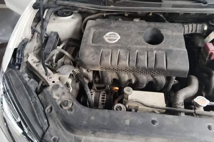 Used Nissan Tiida 2016 1.6L CVT Cool Dynamic Edition Engine Bay Right