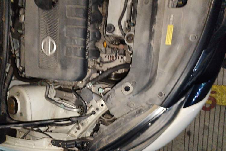 Used Nissan Tiida 2016 1.6L CVT Smart Drive Edition Engine Bay Right