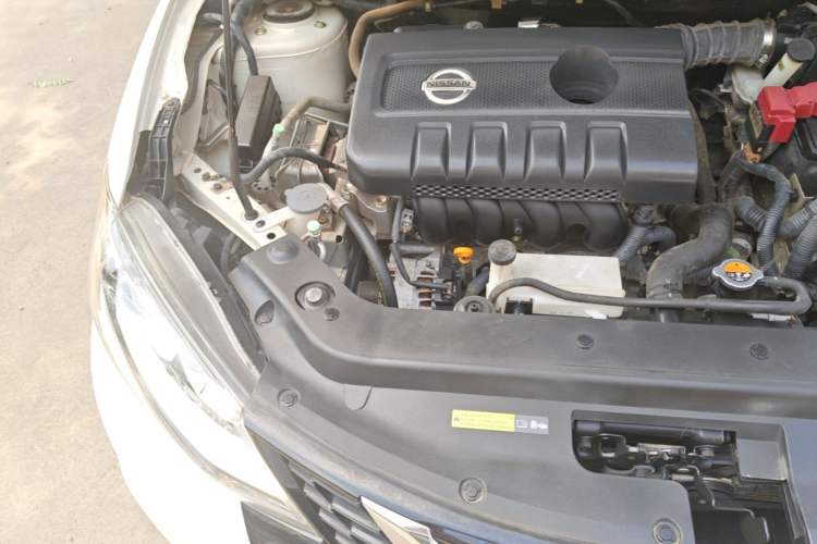 Used Nissan Tiida 2016 1.6L CVT Cool Dynamic Edition Engine Bay Right