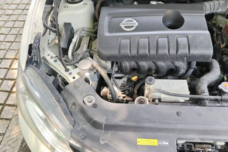 Used Nissan Tiida 2016 1.6L CVT Cool Dynamic Edition Engine Bay Right
