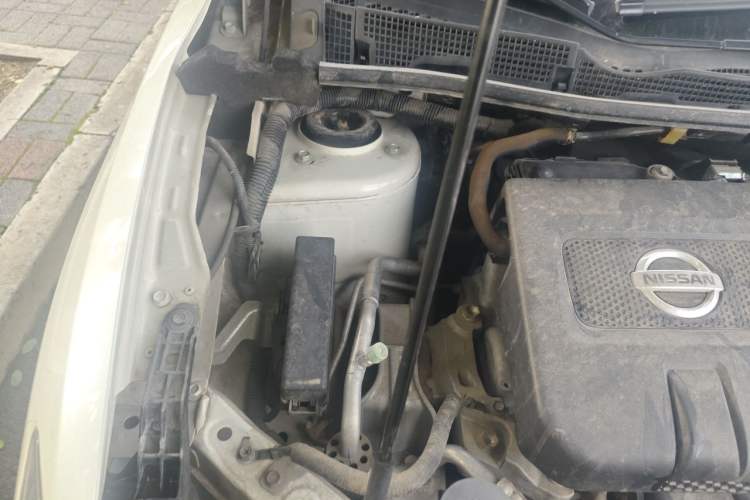 Used Nissan Tiida 2016 1.6L CVT Smart Drive Edition Engine Bay Right