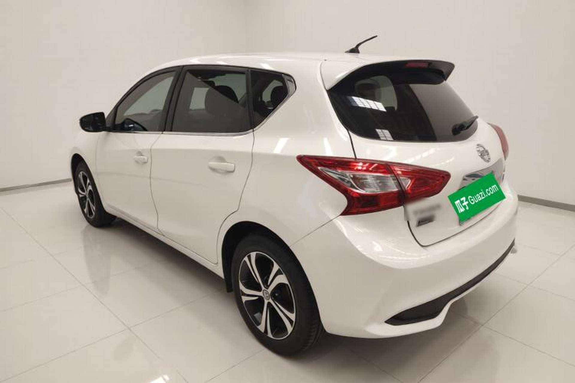 Used Nissan Tiida 2016 1.6L CVT Smart Drive Edition Exterior 2