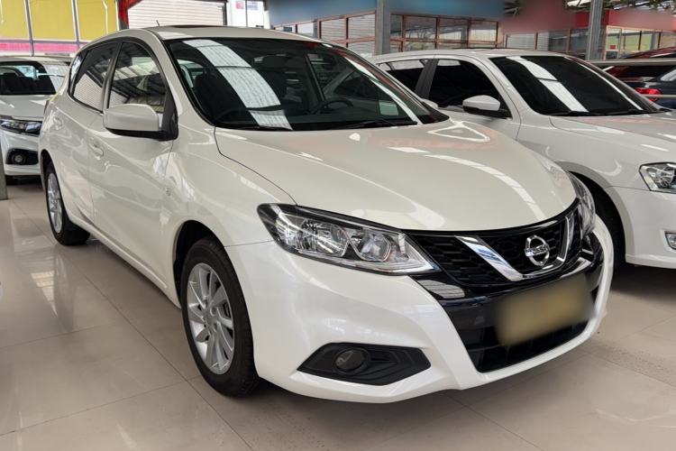 Used Nissan Tiida 2016 1.6L CVT Cool Dynamic Edition Exterior 2