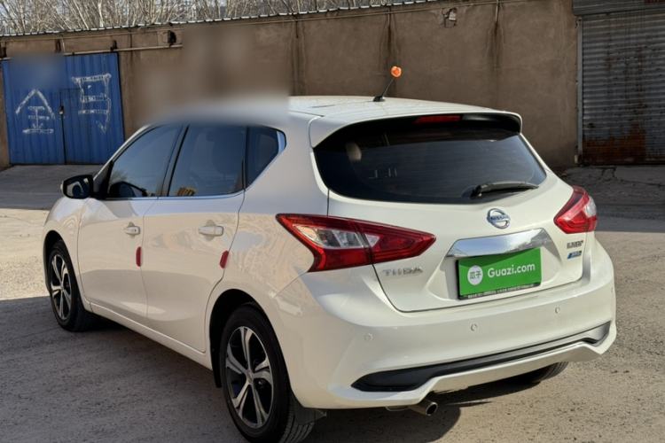 Used Nissan Tiida 2016 1.6L CVT Cool Dynamic Edition Exterior 2