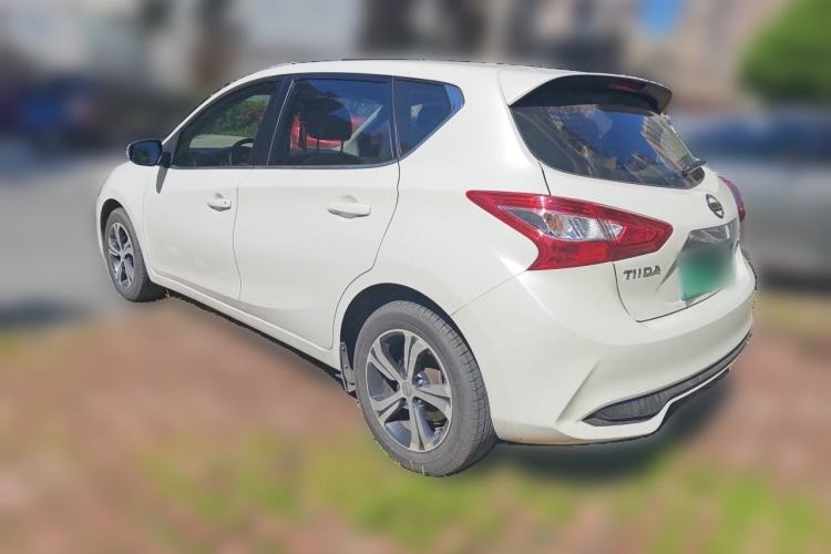 Used Nissan Tiida 2016 1.6L CVT Smart Drive Edition Exterior 3