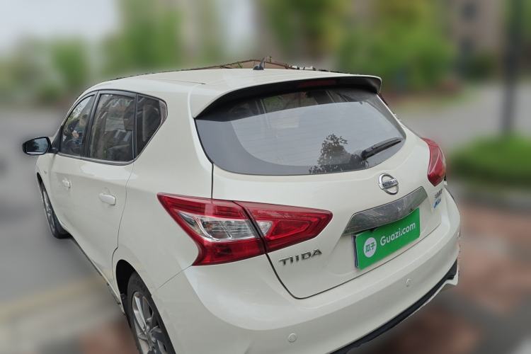 Used Nissan Tiida 2016 1.6L CVT Cool Dynamic Edition Exterior 3