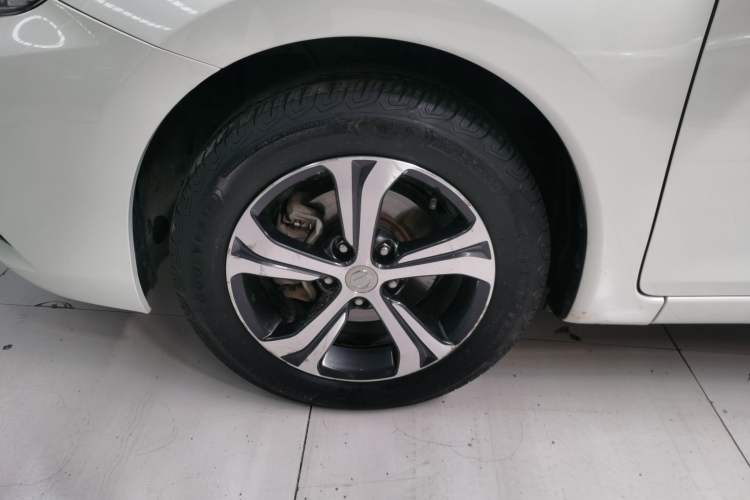 Used Nissan Tiida 2016 1.6L CVT Smart Drive Edition Exterior 4