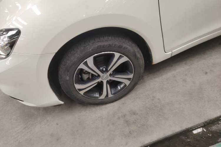 Used Nissan Tiida 2016 1.6L CVT Smart Drive Edition Exterior 4
