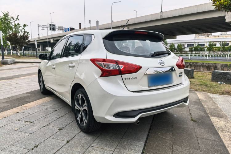 Used Nissan Tiida 2016 1.6L CVT Smart Drive Edition Exterior 5