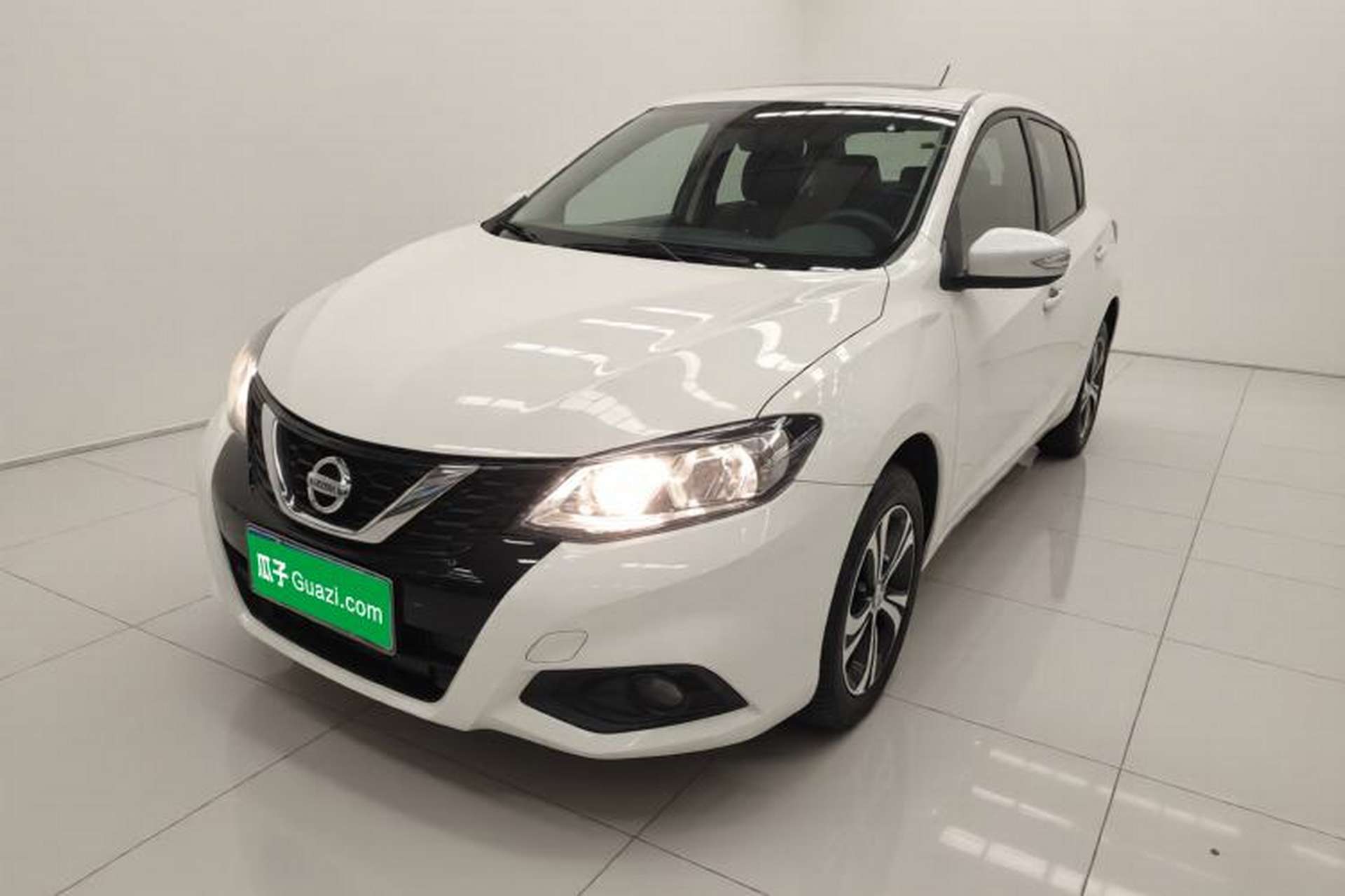 Used Nissan Tiida 2016 1.6L CVT Smart Drive Edition Front Left 45 Deg