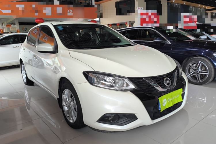 Used Nissan Tiida 2016 1.6L CVT Cool Dynamic Edition Front Right 45 Deg
