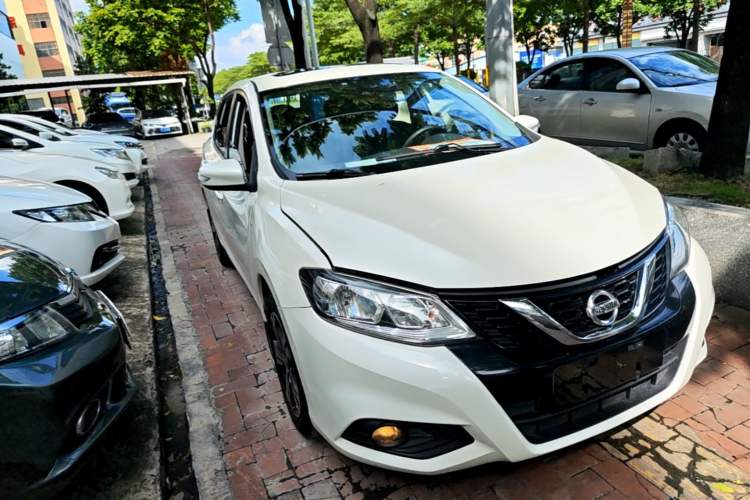 Used Nissan Tiida 2016 1.6L CVT Smart Drive Edition Front Right 45 Deg