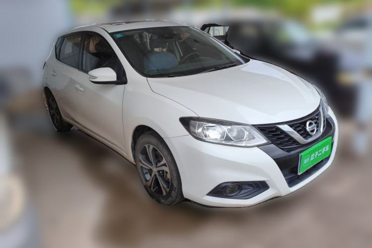 Used Nissan Tiida 2016 1.6L CVT Smart Drive Edition Front Right 45 Deg