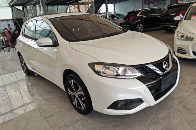Used Nissan Tiida 2016 1.6L CVT Smart Drive Edition Front Right 45 Deg