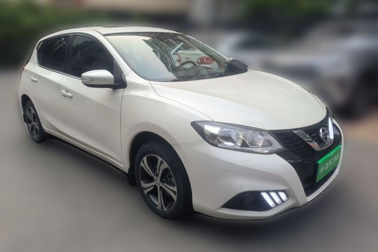 Used Nissan Tiida 2016 1.6L CVT Smart Drive Edition Front Right 45 Deg