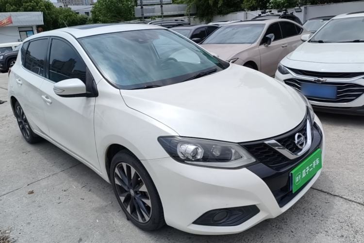 Used Nissan Tiida 2016 1.6L CVT ZhiZun Edition Front Right 45 Deg
