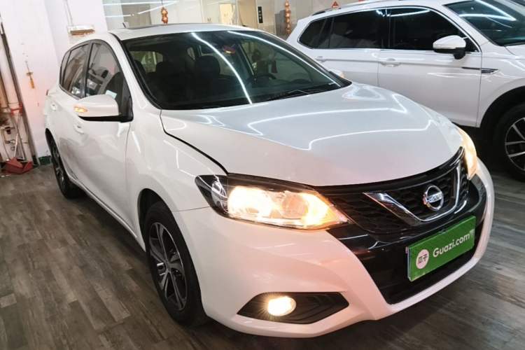 Used Nissan Tiida 2016 1.6L CVT Smart Drive Edition Front Right 45 Deg