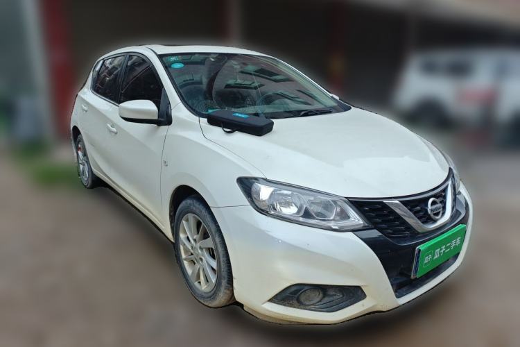 Used Nissan Tiida 2016 1.6L CVT Cool Dynamic Edition Front Right 45 Deg