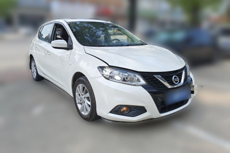 Used Nissan Tiida 2016 1.6L CVT Cool Dynamic Edition Front Right 45 Deg