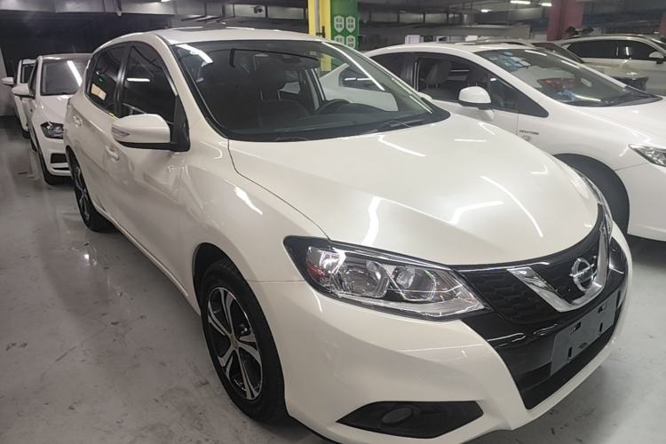 Used Nissan Tiida 2016 1.6L CVT Smart Drive Edition Front Right 45 Deg