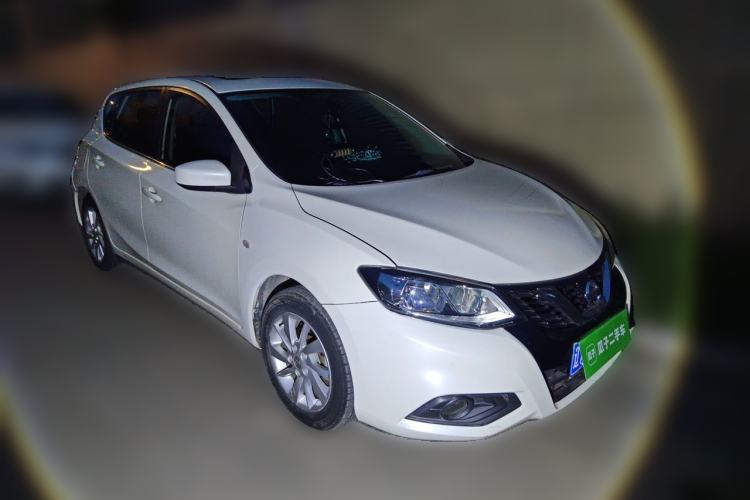 Used Nissan Tiida 2016 1.6L CVT Joyride Edition Front Right 45 Deg