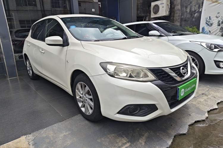 Used Nissan Tiida 2016 1.6L CVT Cool Dynamic Edition Front Right 45 Deg