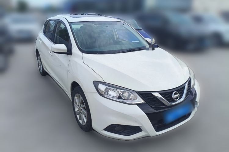 Used Nissan Tiida 2016 1.6L CVT Cool Dynamic Edition Front Right 45 Deg