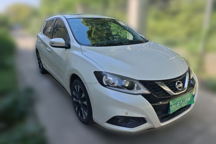 Used Nissan Tiida 2016 1.6L CVT ZhiZun Edition Front Right 45 Deg