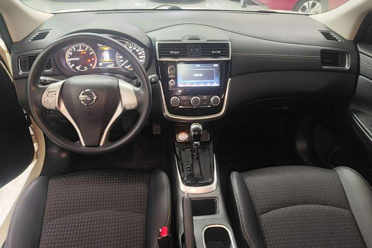 Used Nissan Tiida 2016 1.6L CVT Smart Drive Edition Gear Lever