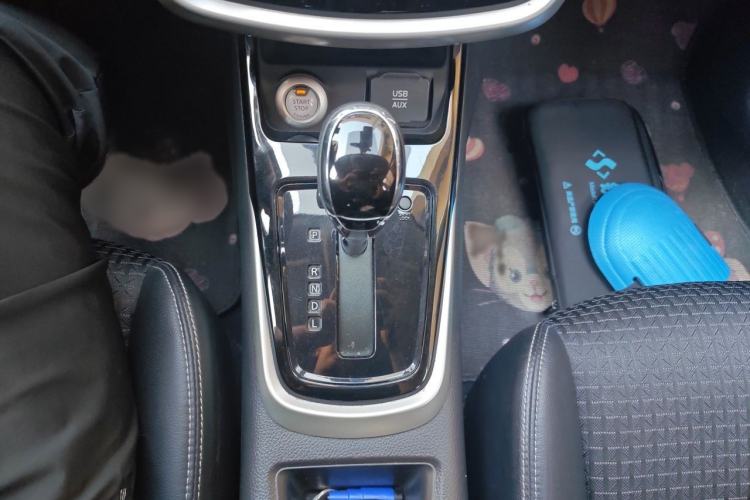 Used Nissan Tiida 2016 1.6L CVT Smart Drive Edition Gear Lever