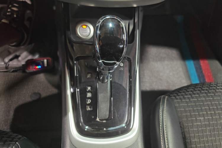 Used Nissan Tiida 2016 1.6L CVT Smart Drive Edition Gear Lever