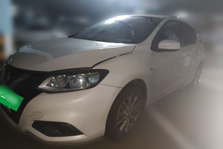 Używany Nissan Tiida 2016 1.6L CVT Cool Dynamic Edition Guazi used car, China used car export, Used car for sale, Used cars, Cheapest cars for sale