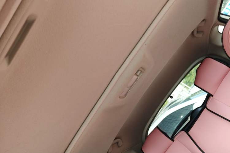 Used Nissan Tiida 2016 1.6L CVT Cool Dynamic Edition Headliner