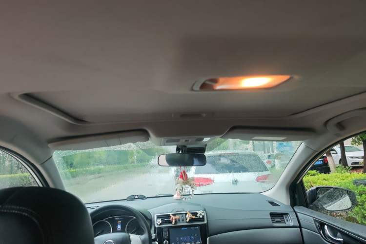 Used Nissan Tiida 2016 1.6L CVT Smart Drive Edition Headliner
