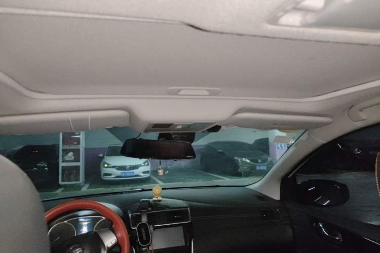 Used Nissan Tiida 2016 1.6L CVT Smart Drive Edition Headliner