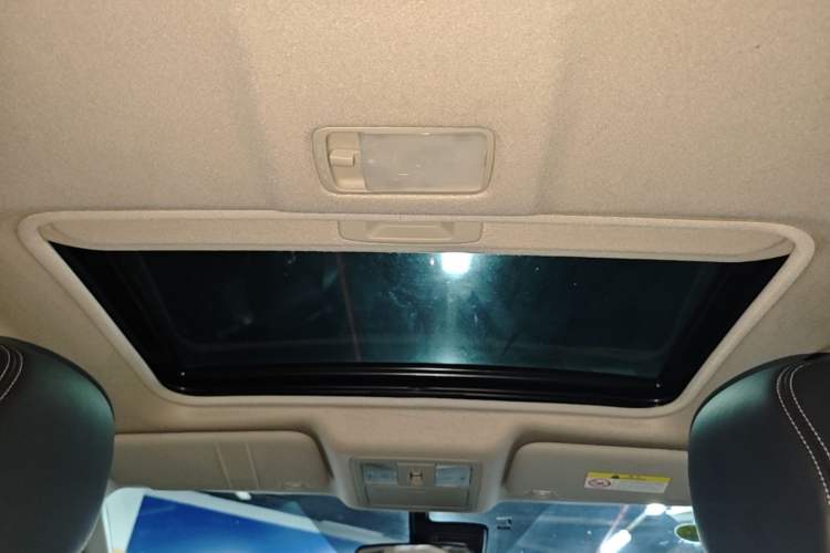 Used Nissan Tiida 2016 1.6L CVT Smart Drive Edition Headliner