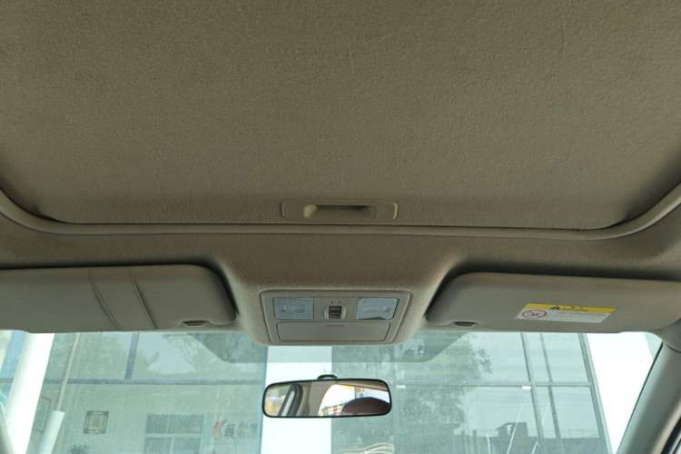Used Nissan Tiida 2016 1.6L CVT Cool Dynamic Edition Headliner