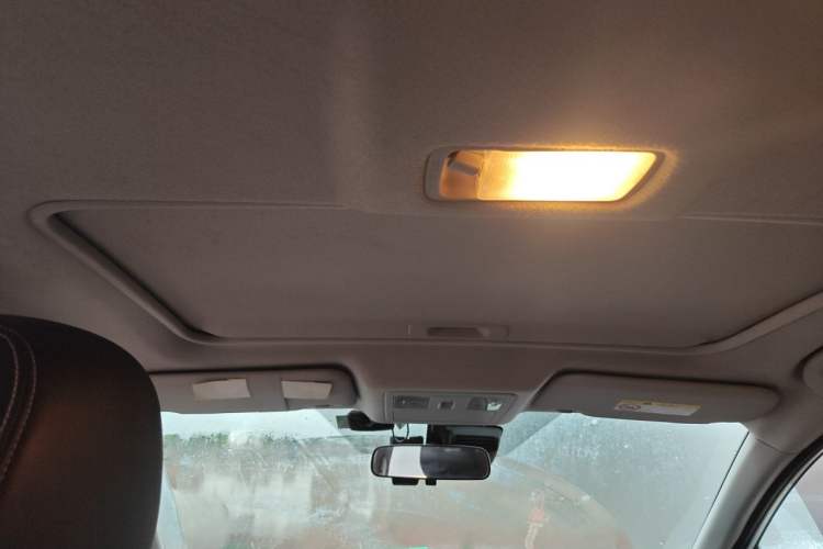 Used Nissan Tiida 2016 1.6L CVT Smart Drive Edition Headliner