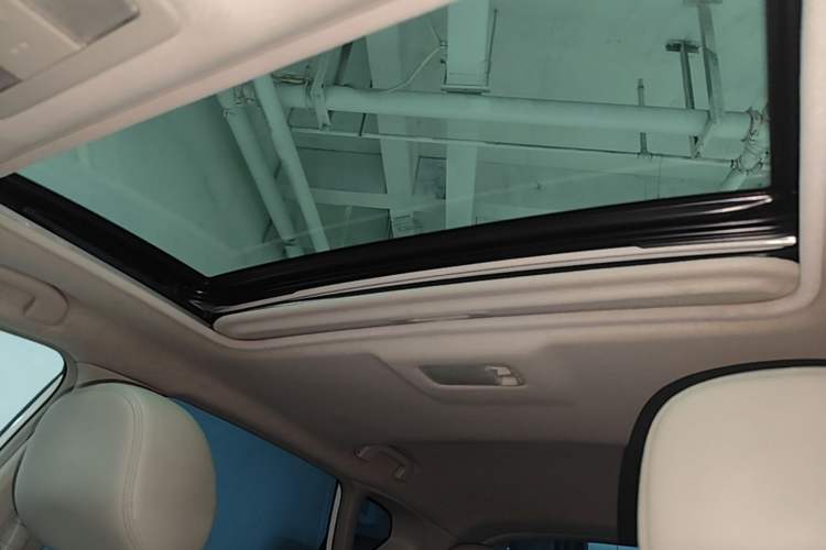 Used Nissan Tiida 2016 1.6L CVT Smart Drive Edition Headliner