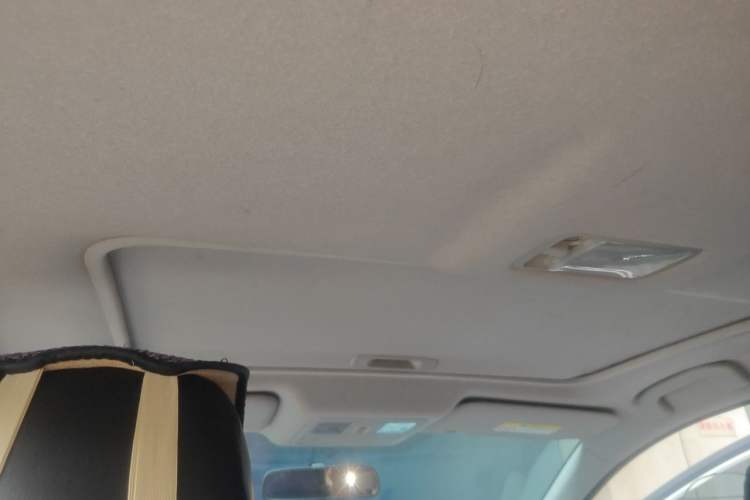 Used Nissan Tiida 2016 1.6L CVT Cool Dynamic Edition Headliner