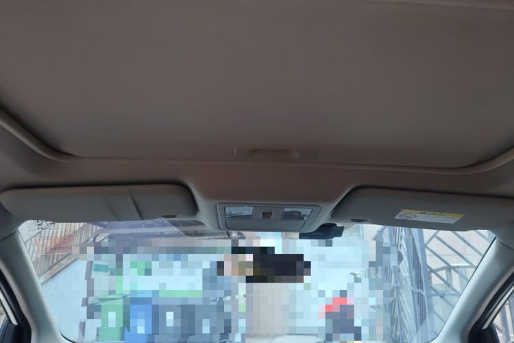 Used Nissan Tiida 2016 1.6L CVT Cool Dynamic Edition Headliner