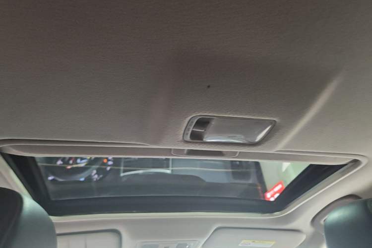 Used Nissan Tiida 2016 1.6L CVT Smart Drive Edition Headliner