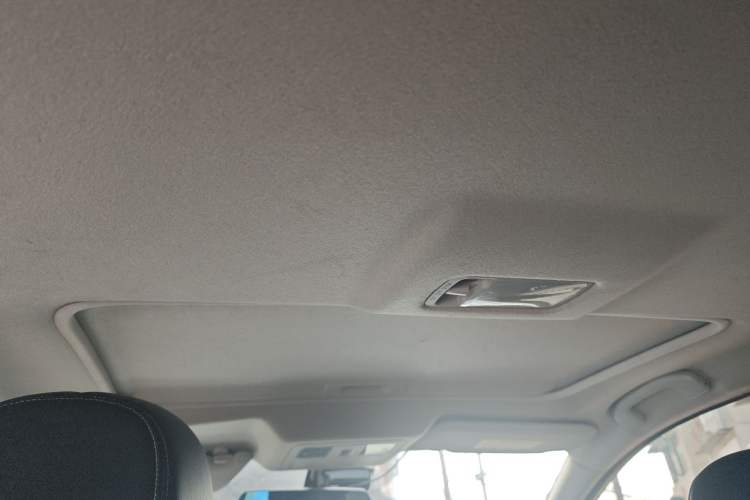 Used Nissan Tiida 2016 1.6L CVT Cool Dynamic Edition Headliner