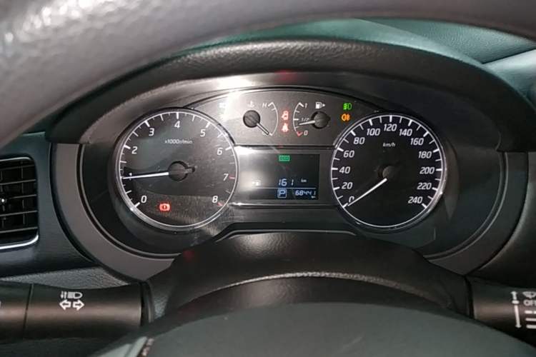 Used Nissan Tiida 2016 1.6L CVT Cool Dynamic Edition Instrument Cluster