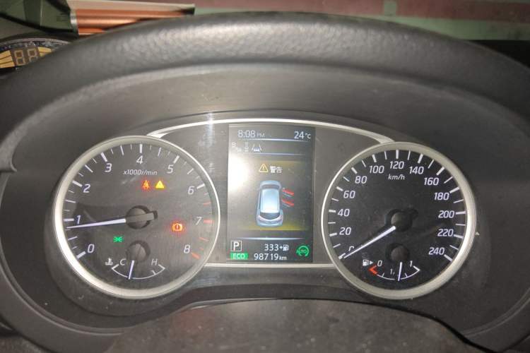 Used Nissan Tiida 2016 1.6L CVT ZhiZun Edition Instrument Cluster