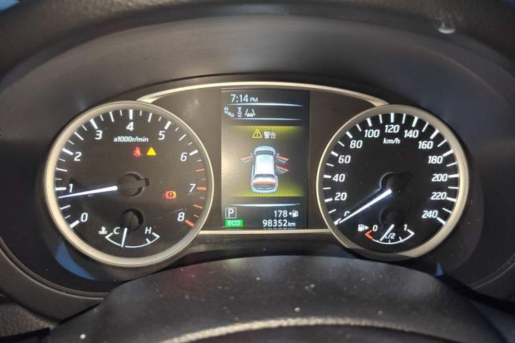 Used Nissan Tiida 2016 1.6L CVT Smart Drive Edition Instrument Cluster