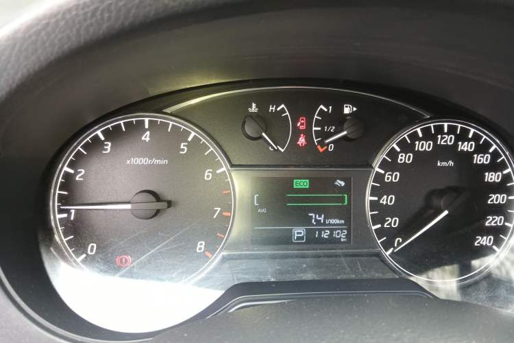 Used Nissan Tiida 2016 1.6L CVT Cool Dynamic Edition Instrument Cluster
